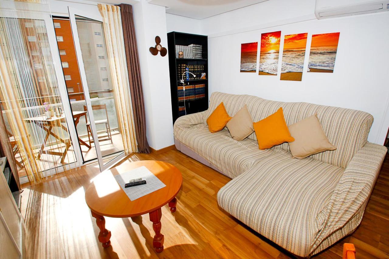 Turina Apartment -Ac Near Beach Alicante Esterno foto